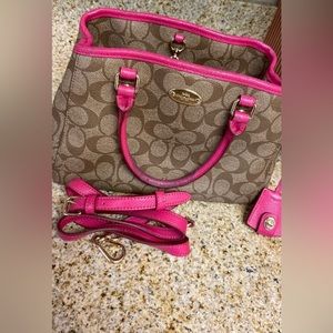 Super cute coach purse